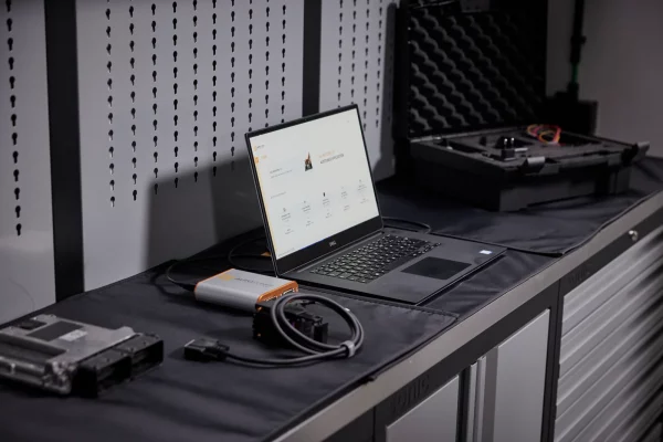 AT_22.04.24_23814 Autotuner Slave – L’outil indispensable pour la reprogrammation moteur